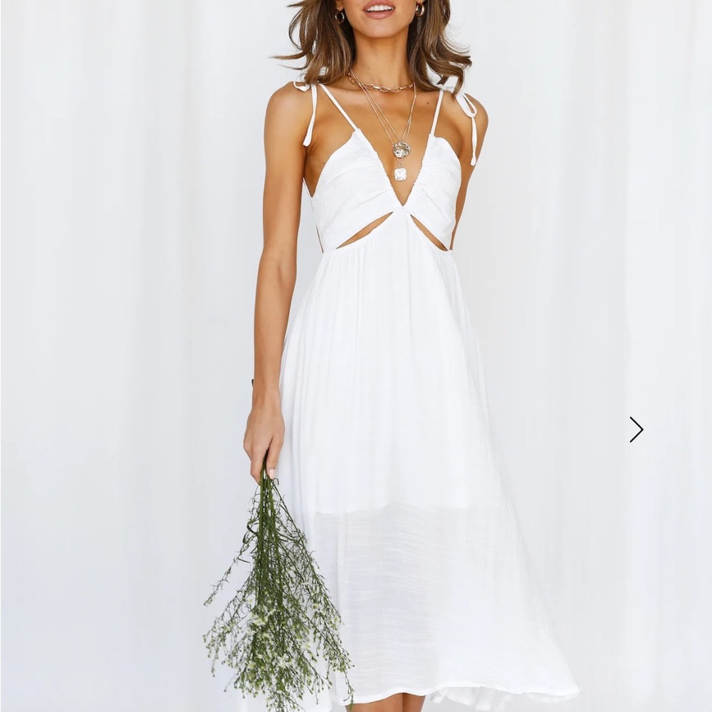 NWT Hello Molly White Midi Dress